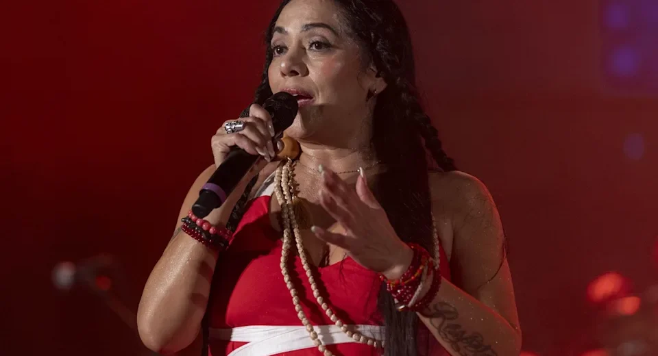 Lila Downs recibe premio por toda su trayectoria en La Mar de Músicas y emociona con un concierto inolvidable