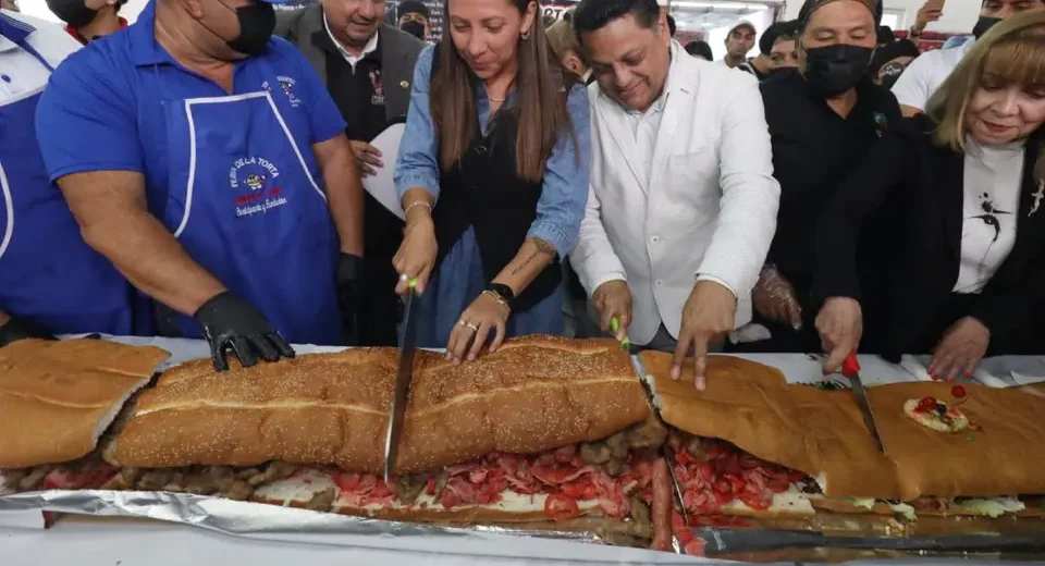 La Feria de la Torta 2026 llega a CDMX con una mega torta de 100 metros, conciertos y entrada gratis
