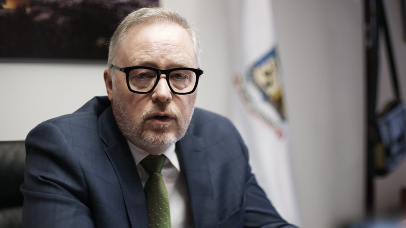 Senador pide proteger ahorros afectados por Préstamo Feliz