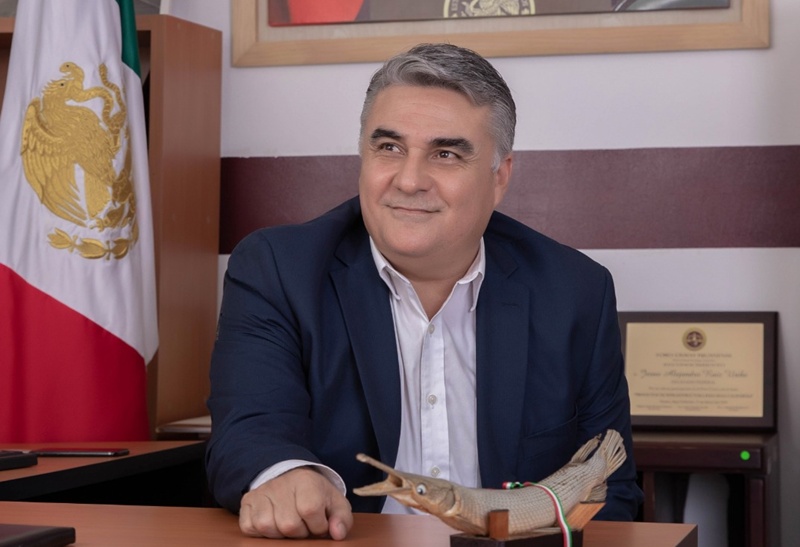 Ruiz Uribe y las contradicciones que sus críticos ponen sobre la mesa