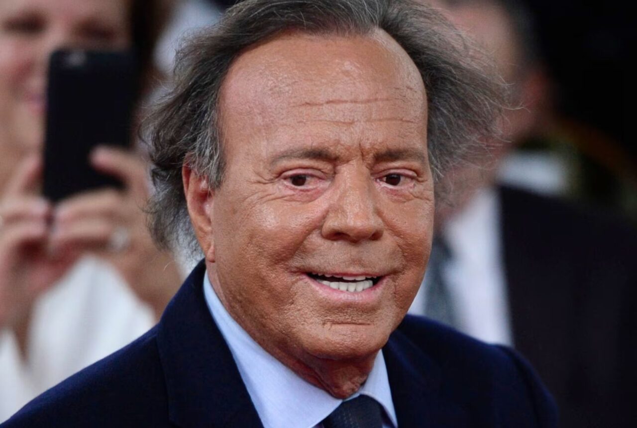 Dos exempleadas denuncian nuevamente a Julio Iglesias por presunta agresión sexual