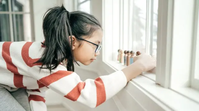 El autismo se detecta cada vez más en mujeres: un estudio revela por qué muchas recibieron su diagnóstico años después